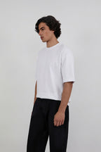 white_oversized_t_shirt_men_2