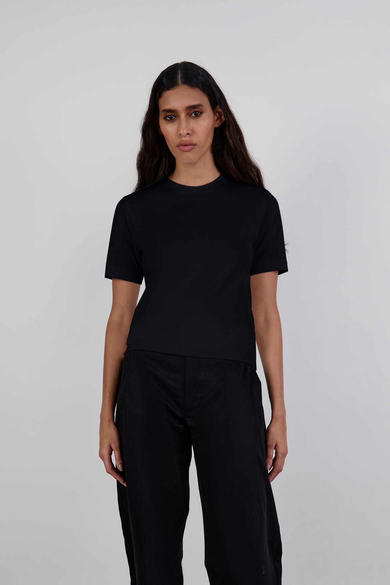 black_slim_t-shirt_women-2