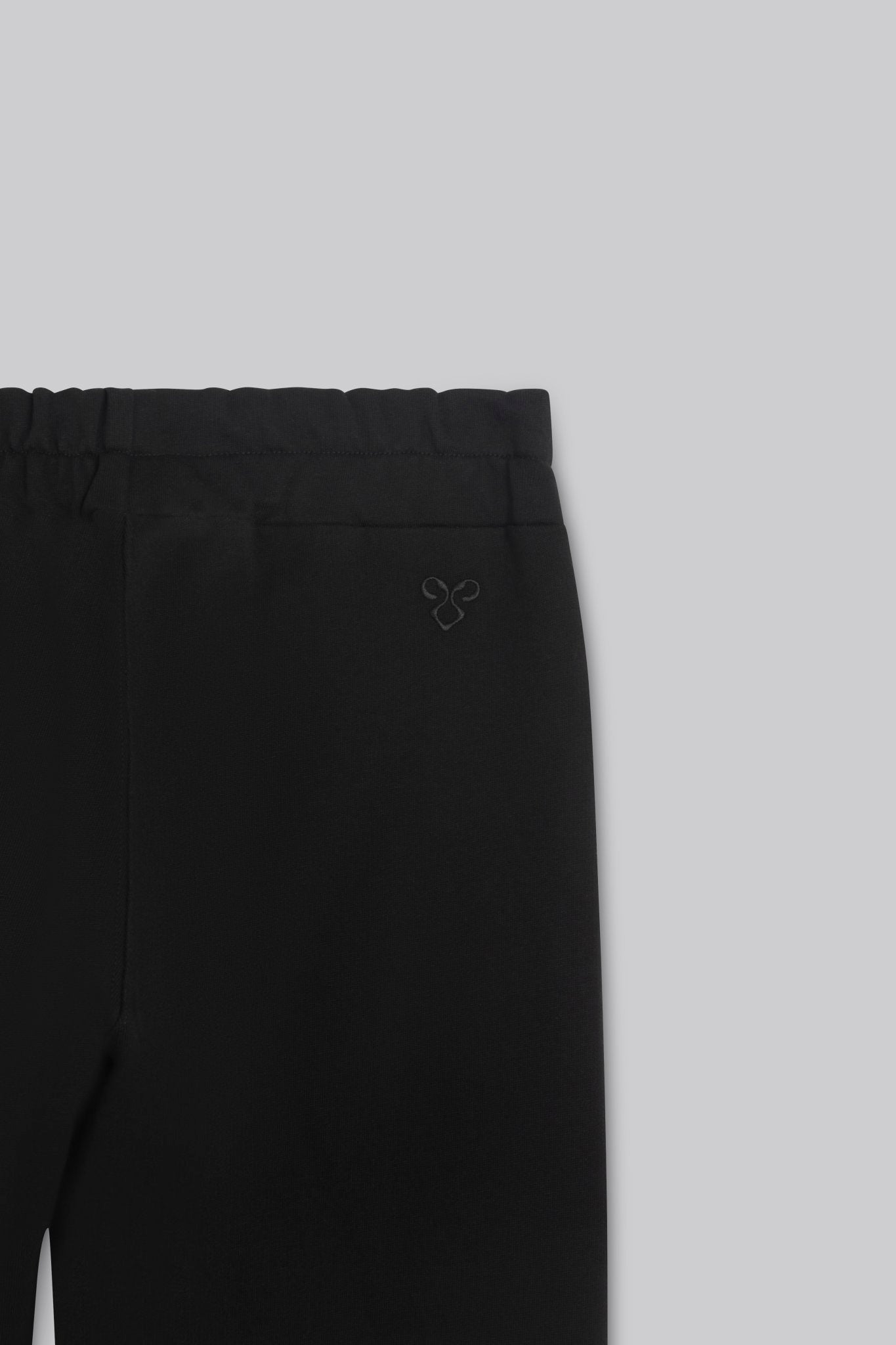 black_regular_fit_cotton_jogger_women_6