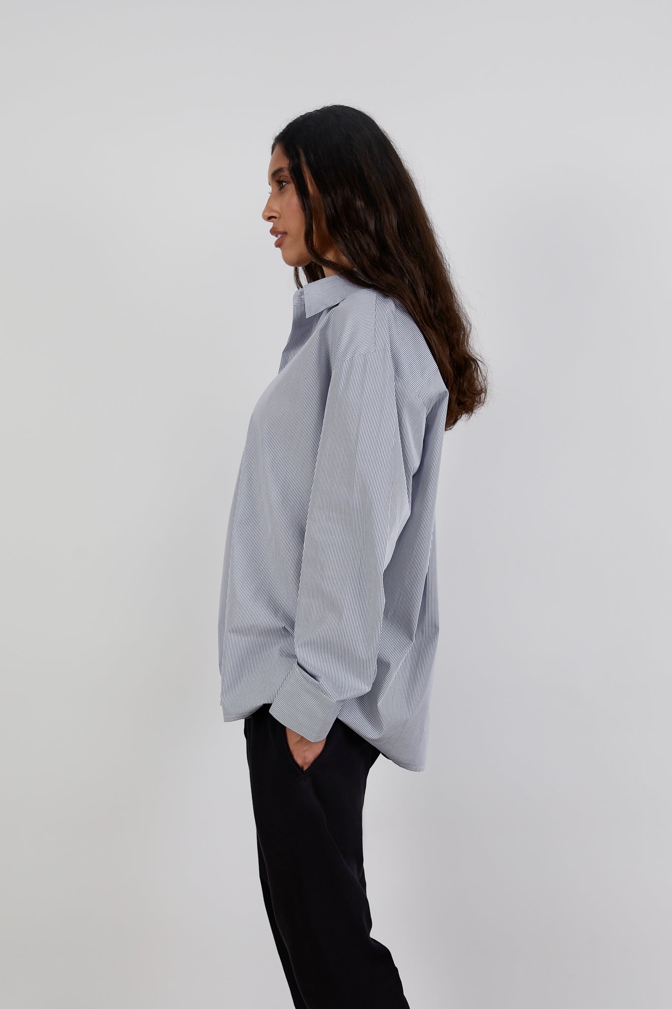COLORSTRIPEDGREYSHIRT-women-4